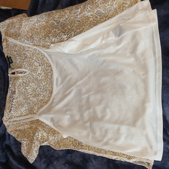 NWT Liz Claiborne Beige Floral Lace Blouse - 2 pcs. - Picture 5 of 5